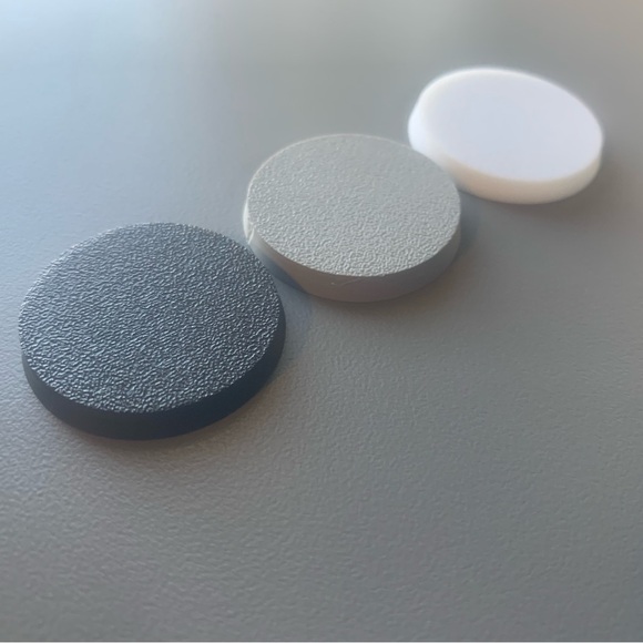 Pack of 100 32mm Round Bases  Warhammer 40K Wargames - Picture 1 of 10